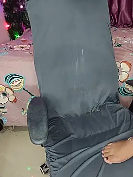 Snapshot of Tanvi-patil chatting on September 24, 2025, 4:32 pm Tanvi-patil online show from September 24, 2025, 4:32 pm