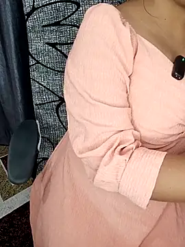 Tanvi-patil online show from April 22, 2026, 7:00 am