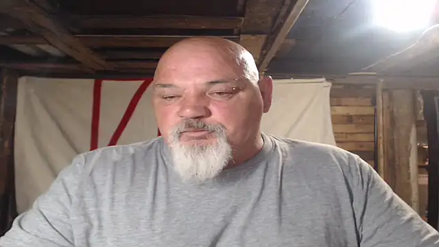 Snapshot of Newfiesausage1972 chatting on May 31, 2026, 10:55 pm Newfiesausage1972 online show from May 31, 2026, 10:55 pm