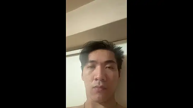 Snapshot of Adam_XDZ chatting on November 3, 2025, 7:48 pm Adam XDZ online show from November 3, 2025, 7:48 pm