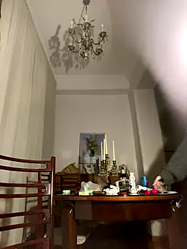 meanexx online show from December 6, 2024, 7:01 pm