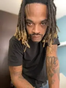 1BeautyN1Beast online show from October 24, 2025, 1:29 pm