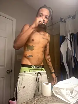 1BeautyN1Beast online show from December 5, 2025, 2:14 pm