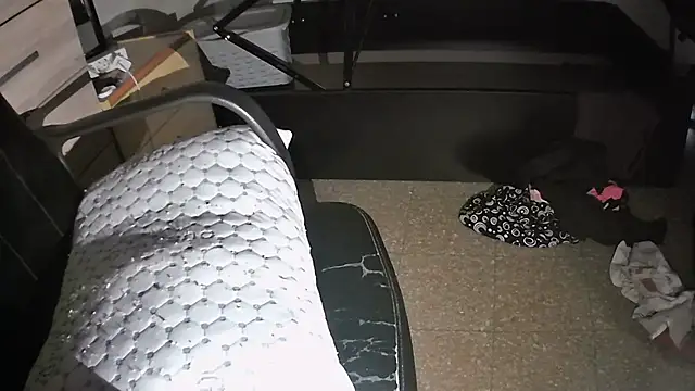 MartaMoon96 online show from December 1, 2025, 2:33 pm