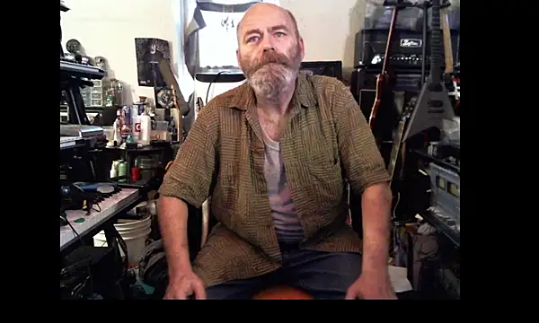 Snapshot of SirGarMack chatting on February 18, 2026, 5:09 pm SirGarMack online show from February 18, 2026, 5:09 pm