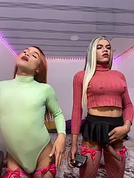 Snapshot of big_girl21cm chatting on September 11, 2025, 1:06 am big girl21cm online show from September 11, 2025, 1:06 am