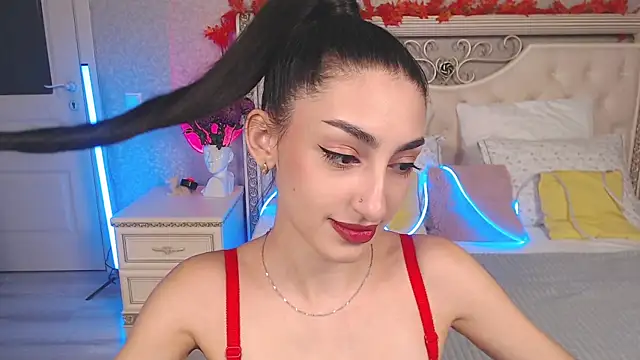 Lina Robbins online show from November 13, 2025, 4:00 am