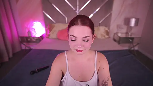 CarolinaDia online show from February 8, 2025, 8:53 pm