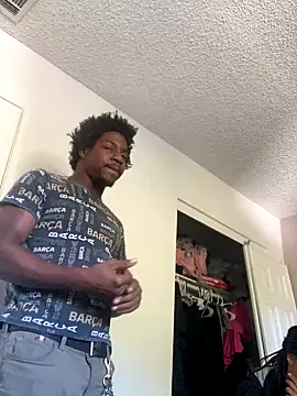 Snapshot of gaimov3r2024 chatting on October 29, 2025, 8:43 pm gaimov3r2024 online show from October 29, 2025, 8:43 pm