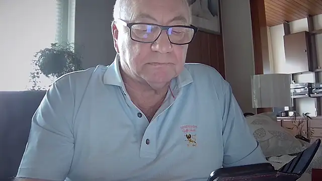 biggandybig online show from November 17, 2025, 1:28 pm