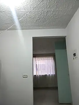 Yaumiko online show from April 10, 2026, 11:04 am