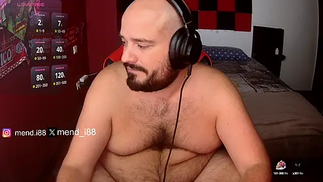 menditeta1 online show from September 22, 2025, 9:06 pm