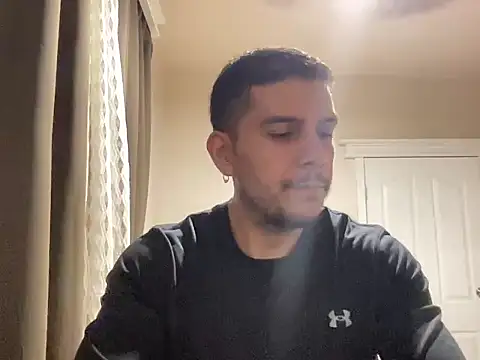 Snapshot of Molly1993rrrrrrrf chatting on October 15, 2025, 3:17 am Molly1993rrrrrrrf online show from October 15, 2025, 3:17 am