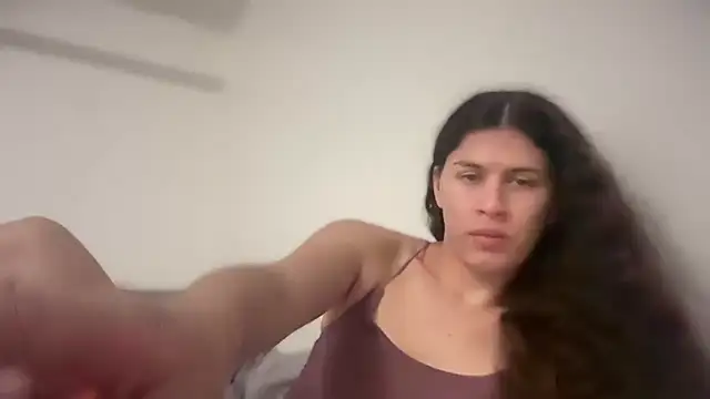 JaxcyVelez online show from October 7, 2025, 7:22 pm