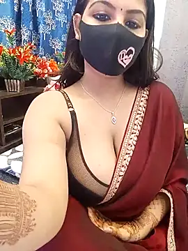 Snapshot of Divya_girl chatting on February 10, 2026, 2:43 pm Divya girl online show from February 10, 2026, 2:43 pm