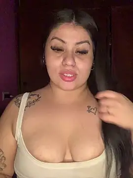 NenaRicaok online show from March 9, 2025, 7:23 am