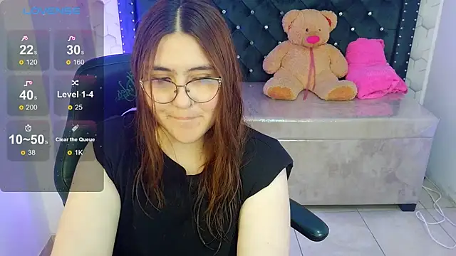 Snapshot of conniejames_m chatting on May 7, 2026, 10:42 am conniejames m online show from May 7, 2026, 10:42 am