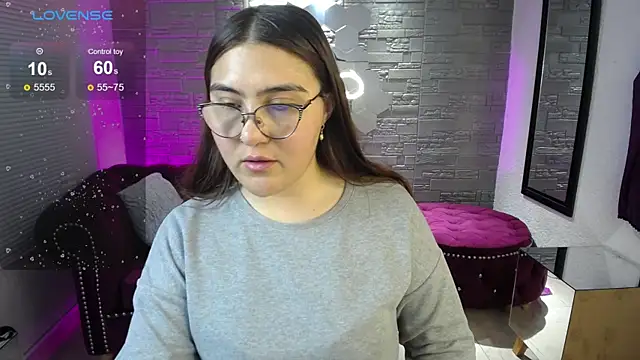Snapshot of conniejames_m chatting on May 20, 2026, 10:54 am conniejames m online show from May 20, 2026, 10:54 am