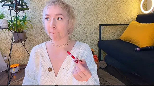 EmmyAmbros online show from March 10, 2025, 7:53 am