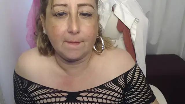 paiper halliwey online show from January 15, 2025, 6:51 pm