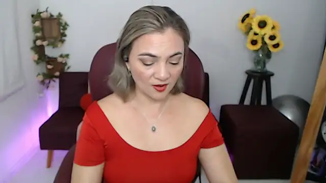 Snapshot of ana_milf chatting on May 14, 2026, 1:51 pm ana milf online show from May 14, 2026, 1:51 pm