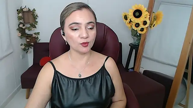 Snapshot of ana_milf chatting on June 16, 2026, 2:30 pm ana milf online show from June 16, 2026, 2:30 pm