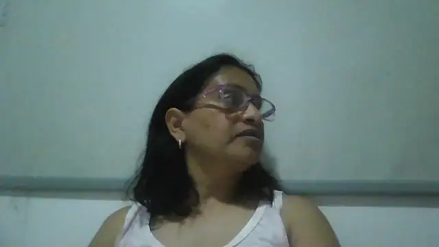 Snapshot of titssmall123 chatting on January 10, 2026, 2:57 am titssmall123 online show from January 10, 2026, 2:57 am
