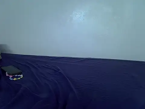 Snapshot of laetitia_ chatting on November 26, 2025, 8:15 am laetitia online show from November 26, 2025, 8:15 am