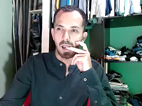 Snapshot of Tomas_Tylor chatting on January 7, 2026, 12:24 am Tomas Tylor online show from January 7, 2026, 12:24 am