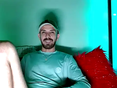 Tomas Tylor online show from April 28, 2026, 2:27 am