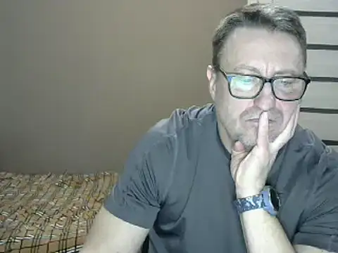 Snapshot of HarrySnake chatting on December 18, 2024, 5:21 pm HarrySnake online show from December 18, 2024, 5:21 pm