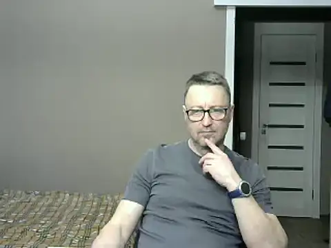 Snapshot of HarrySnake chatting on February 5, 2025, 12:17 pm HarrySnake online show from February 5, 2025, 12:17 pm