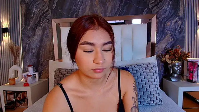 Snapshot of Zayda_1 chatting on December 2, 2025, 3:51 pm Zayda 1 online show from December 2, 2025, 3:51 pm