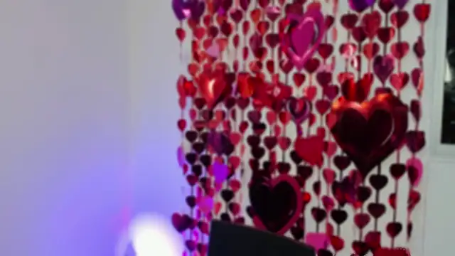 mariana lopez1 online show from February 14, 2025, 11:53 pm