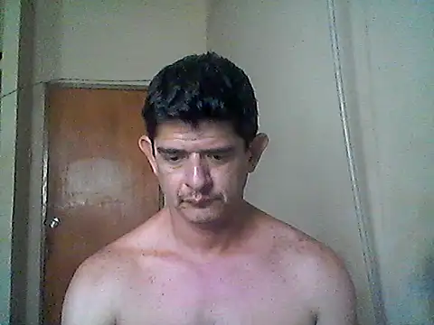 Snapshot of Marobronco chatting on December 1, 2025, 4:01 pm Marobronco online show from December 1, 2025, 4:01 pm