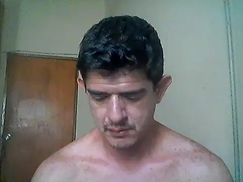 Snapshot of Marobronco chatting on December 2, 2025, 3:07 pm Marobronco online show from December 2, 2025, 3:07 pm