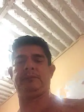 Snapshot of Marobronco chatting on June 21, 2026, 11:07 pm Marobronco online show from June 21, 2026, 11:07 pm