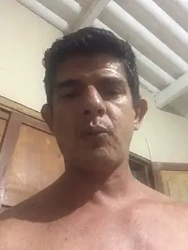 Snapshot of Marobronco chatting on July 15, 2026, 1:11 am Marobronco online show from July 15, 2026, 1:11 am