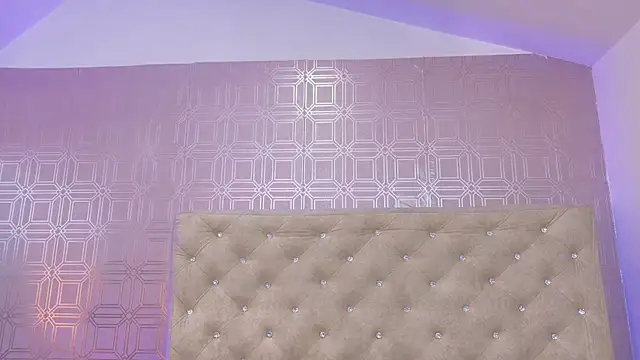 Snapshot of Sara_Desire chatting on October 1, 2025, 4:57 pm Sara Desire online show from October 1, 2025, 4:57 pm