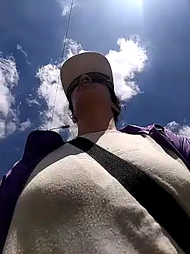 Snapshot of rebekka_simpson chatting on November 8, 2025, 4:18 pm rebekka simpson online show from November 8, 2025, 4:18 pm