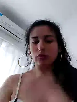 Bigyummmzul online show from December 22, 2024, 6:37 pm