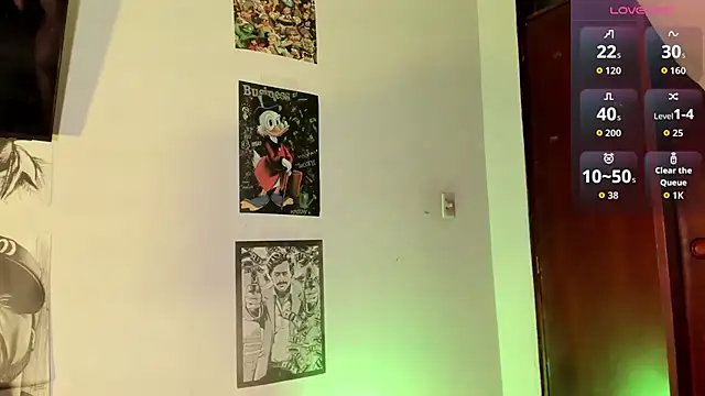 Snapshot of Teo_skinny chatting on November 28, 2025, 10:45 pm Teo skinny online show from November 28, 2025, 10:45 pm