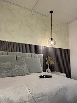 SOPHICARTERS online show from February 27, 2026, 1:11 pm