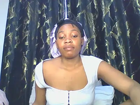  Becky002 online show from November 21, 2025, 8:35 am