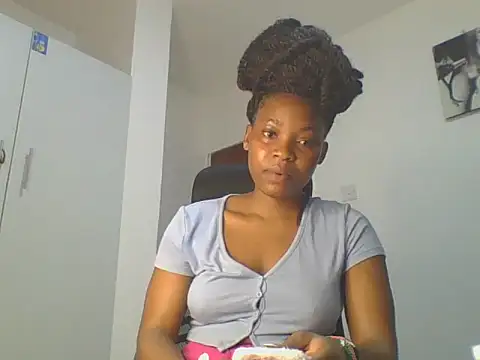  Becky002 online show from May 8, 2026, 9:25 am