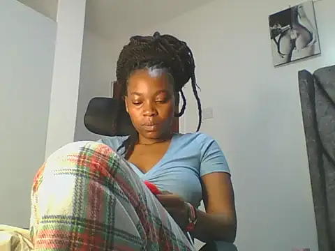  Becky002 online show from May 11, 2026, 12:33 pm