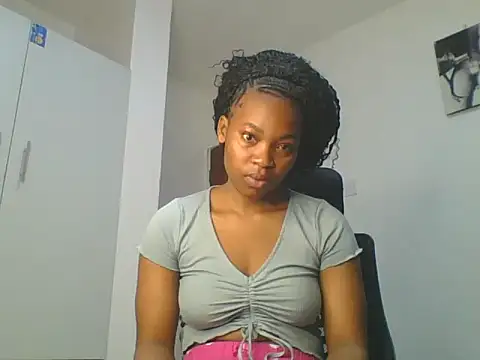  Becky002 online show from May 25, 2026, 9:59 am