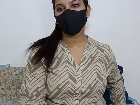 Snapshot of sparkling_queen chatting on December 10, 2024, 4:38 pm sparkling queen online show from December 10, 2024, 4:38 pm