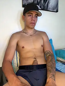 Snapshot of santiago_sosa24 chatting on June 20, 2026, 3:37 pm santiago sosa24 online show from June 20, 2026, 3:37 pm