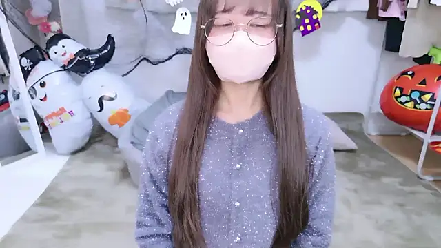 chihiro ri online show from October 29, 2025, 10:44 pm